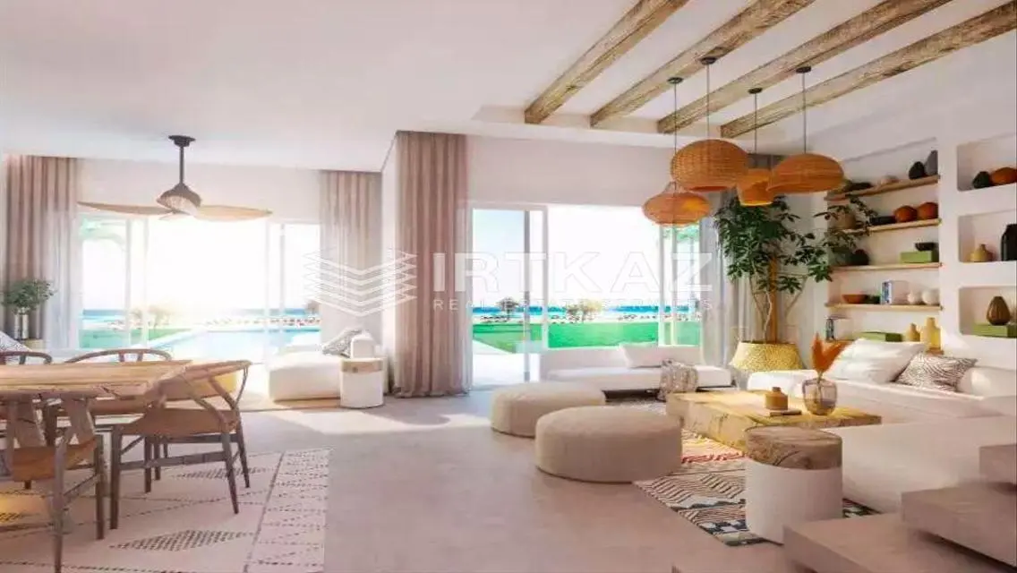 Luxury Apartment for Sale by the Lakes