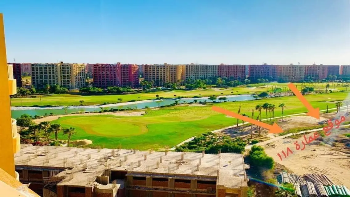 فيلا فاخرة مع مسبح وحديقة خاصة للبيع