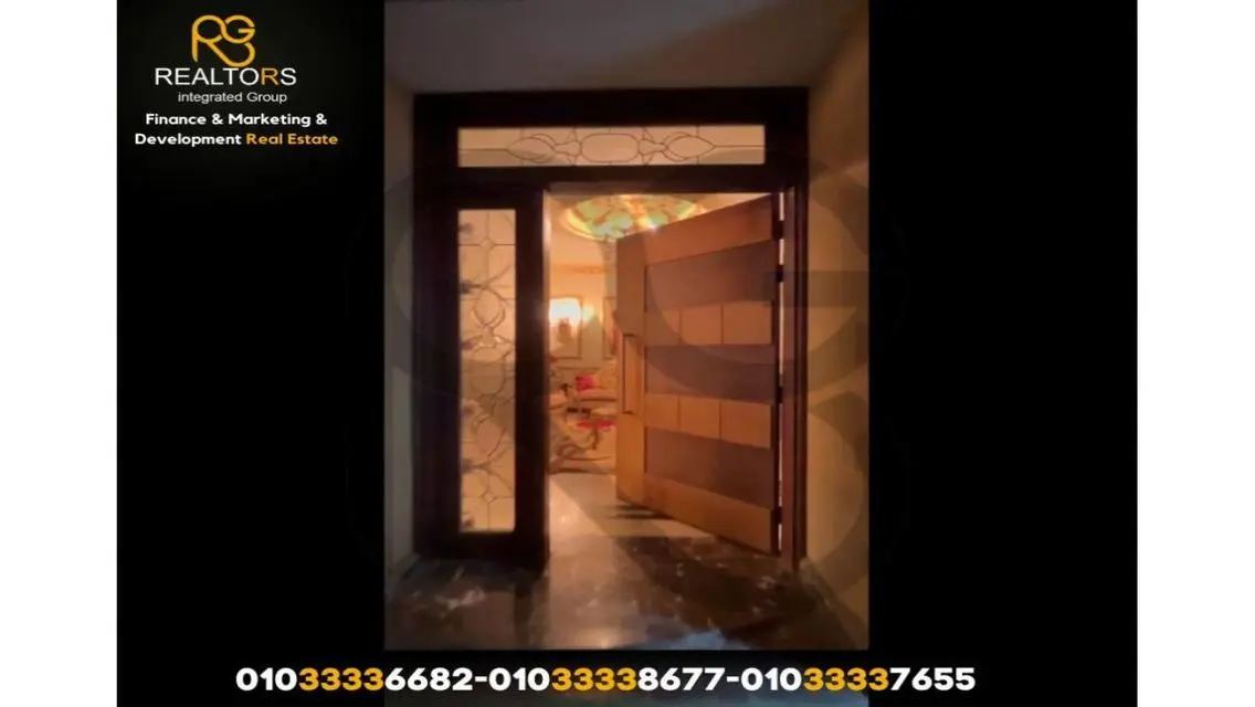 شقة فاخرة للبيع overlooking معلم رئيسي