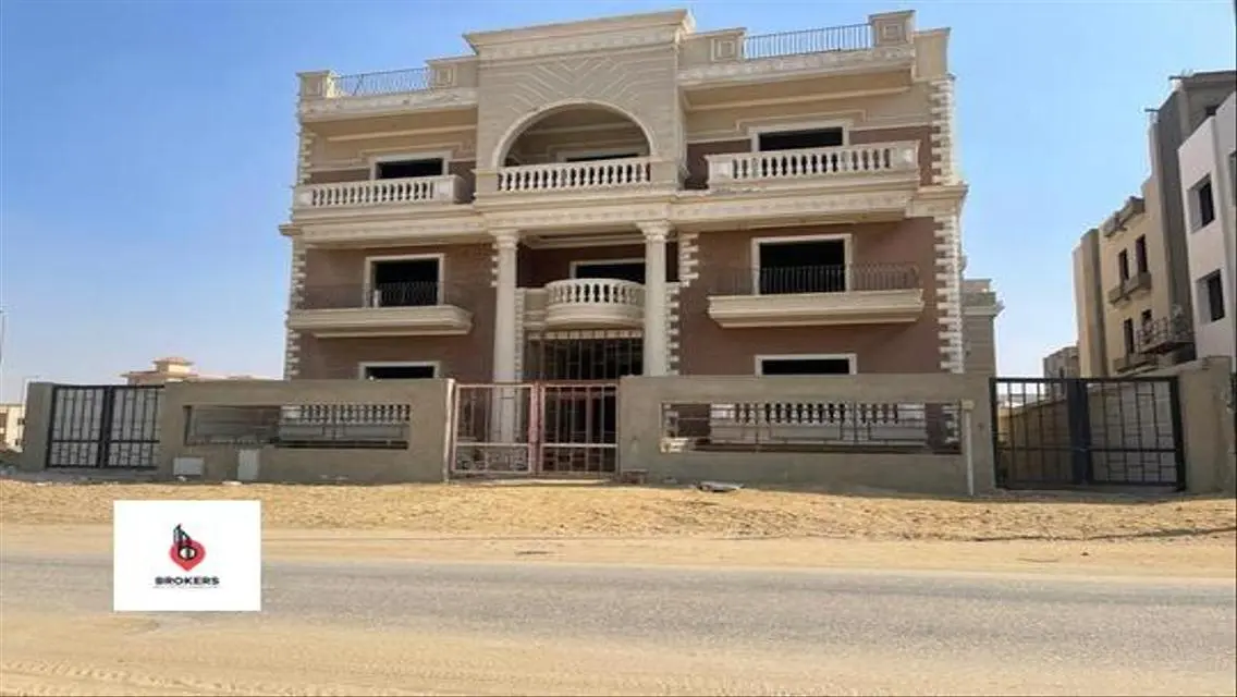 شقة فاخرة بمساحة واسعة مطلة على بحيرات