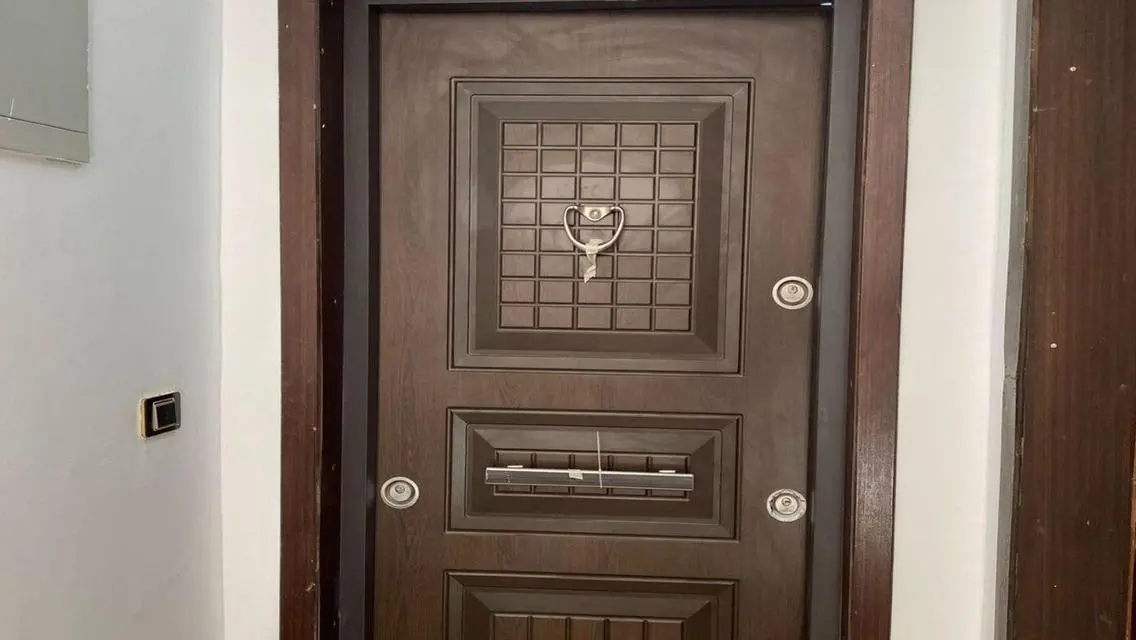 كوخ مميز مع شرفة وحارس أمن