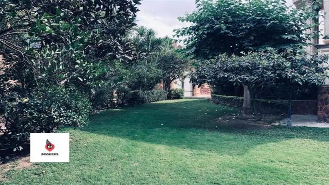 Luxury villa with all amenities in a stunning location