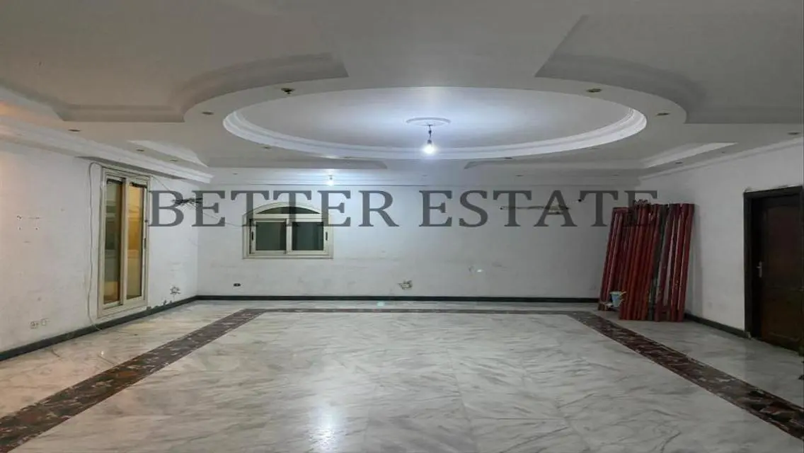Stunning 610 sqm Apartment in the Heart of the City