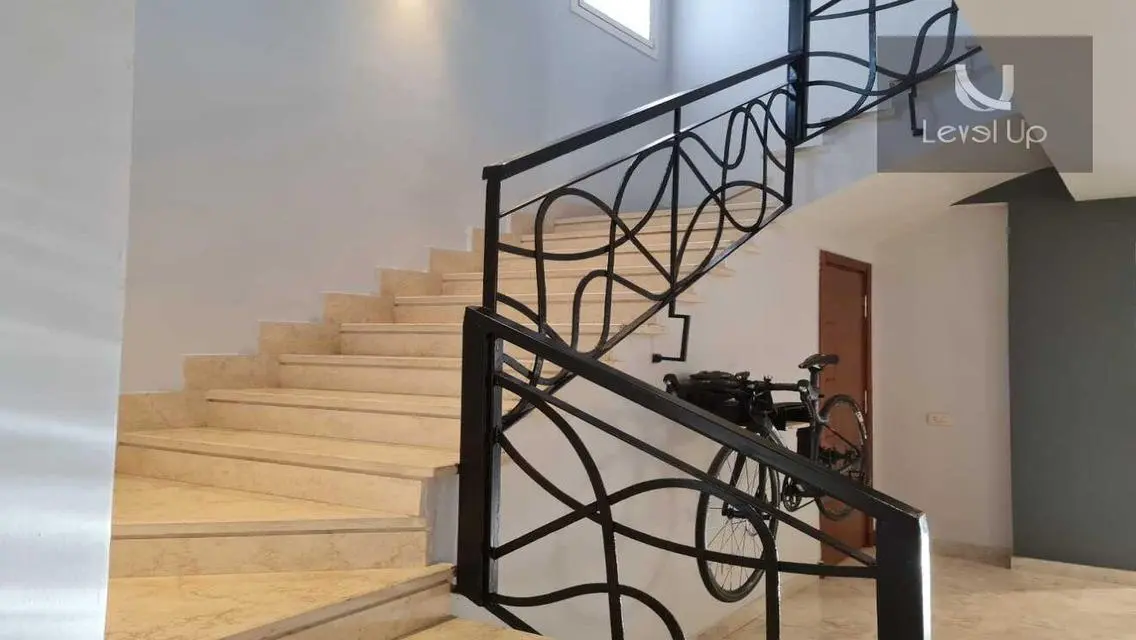 Luxurious House for Sale in a Prime Location