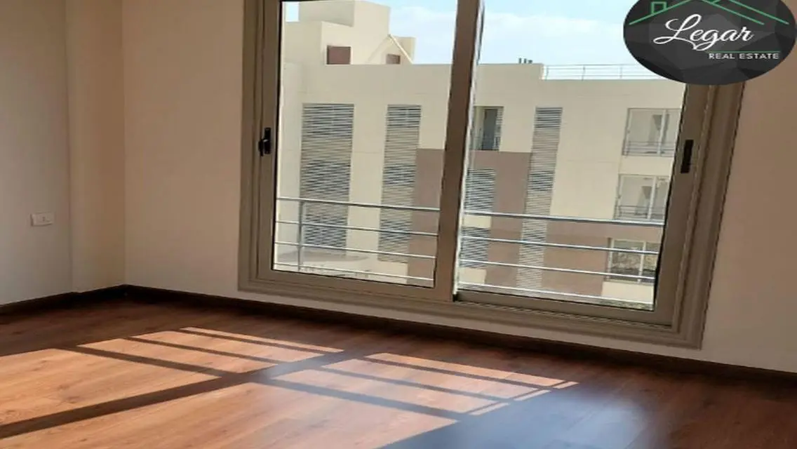 شقة رائعة في بالم باركس بمساحة 475 متر