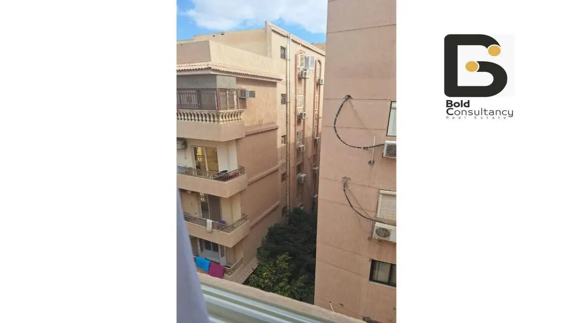 شقة فاخرة للبيع في قلب المدينة