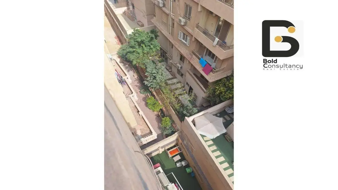 شقة فاخرة للبيع في قلب المدينة