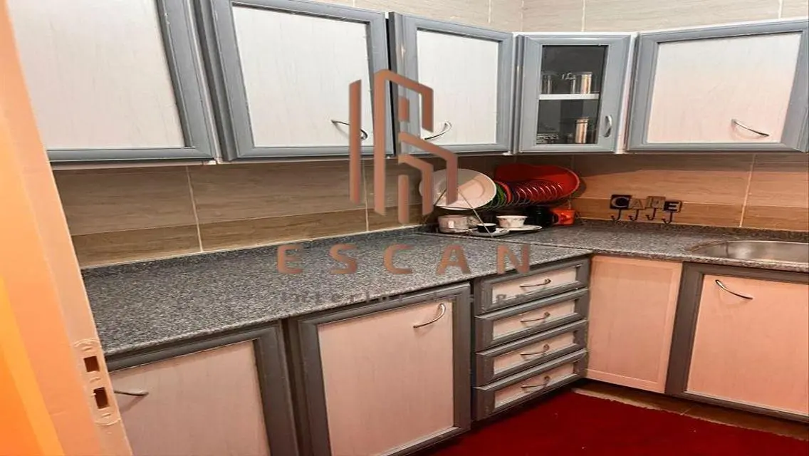 شقة رائعة للايجار في B12