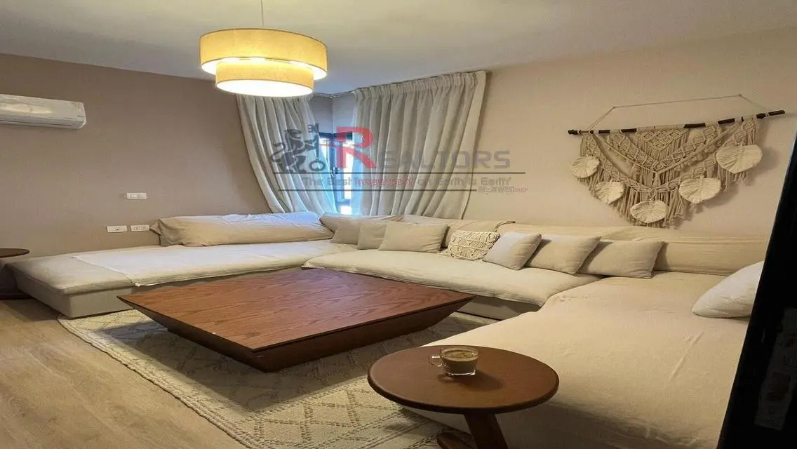 شقة للبيع في The Address East - 3 غرف نوم مع إطلالة مميزة