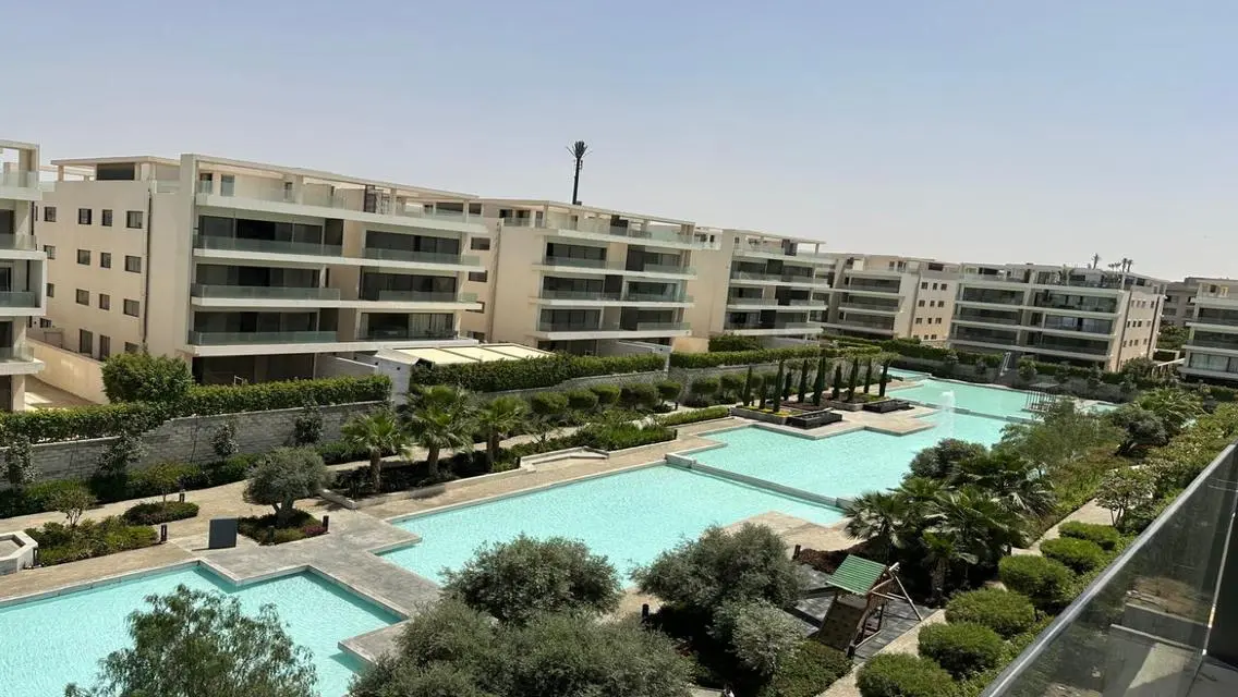 Luxury Apartment with Ample Space in Prime Location