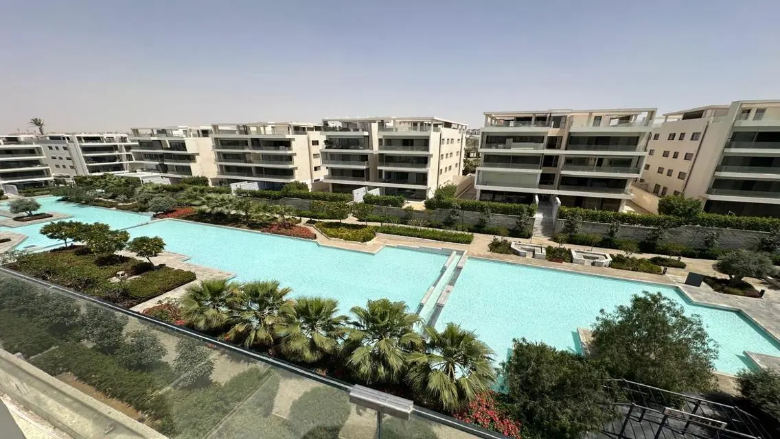 Luxury Apartment with Ample Space in Prime Location