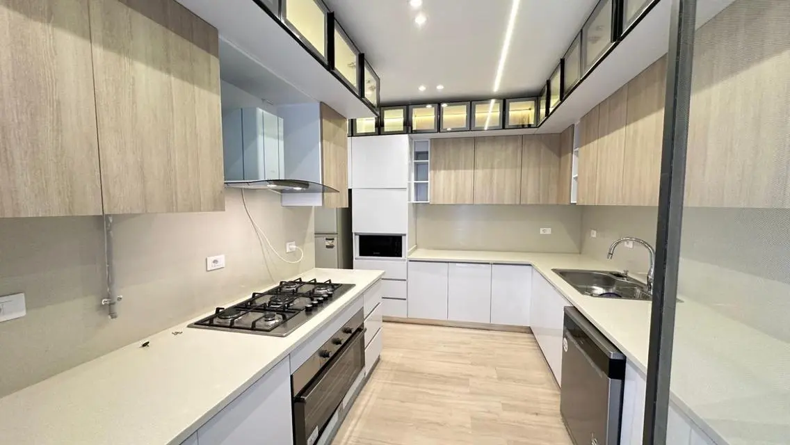 Luxury Apartment with Ample Space in Prime Location