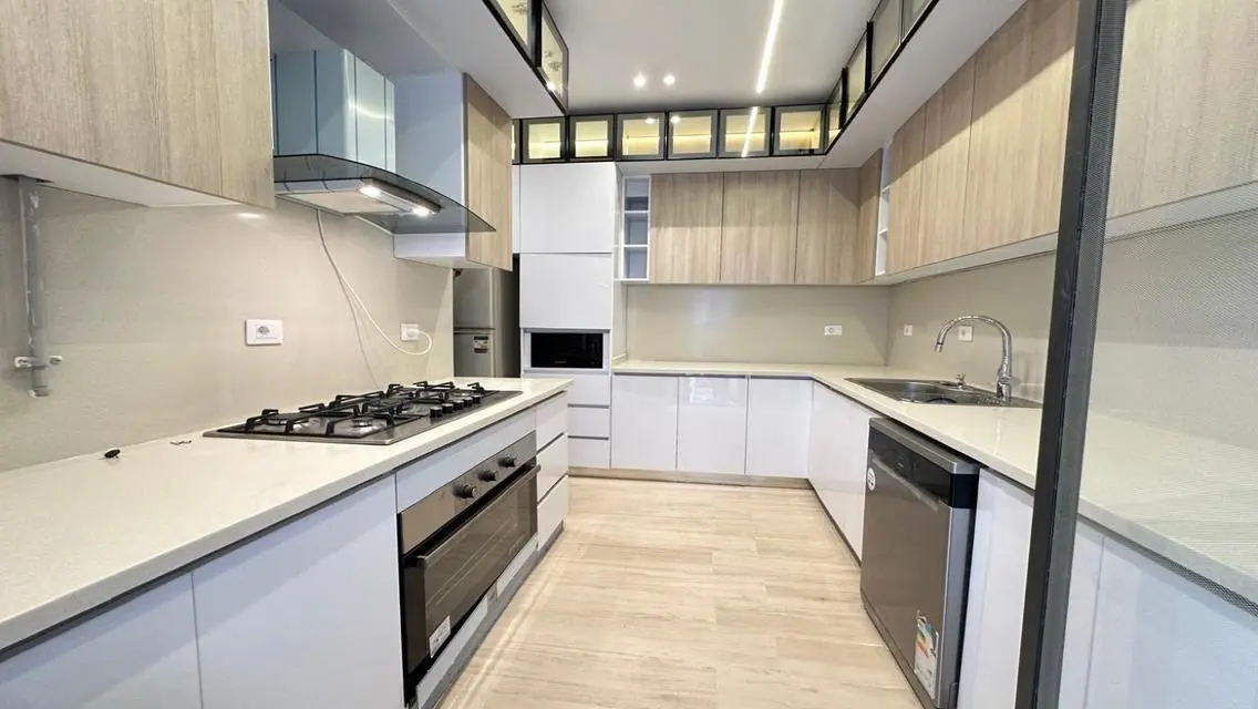 Luxury Apartment with Ample Space in Prime Location