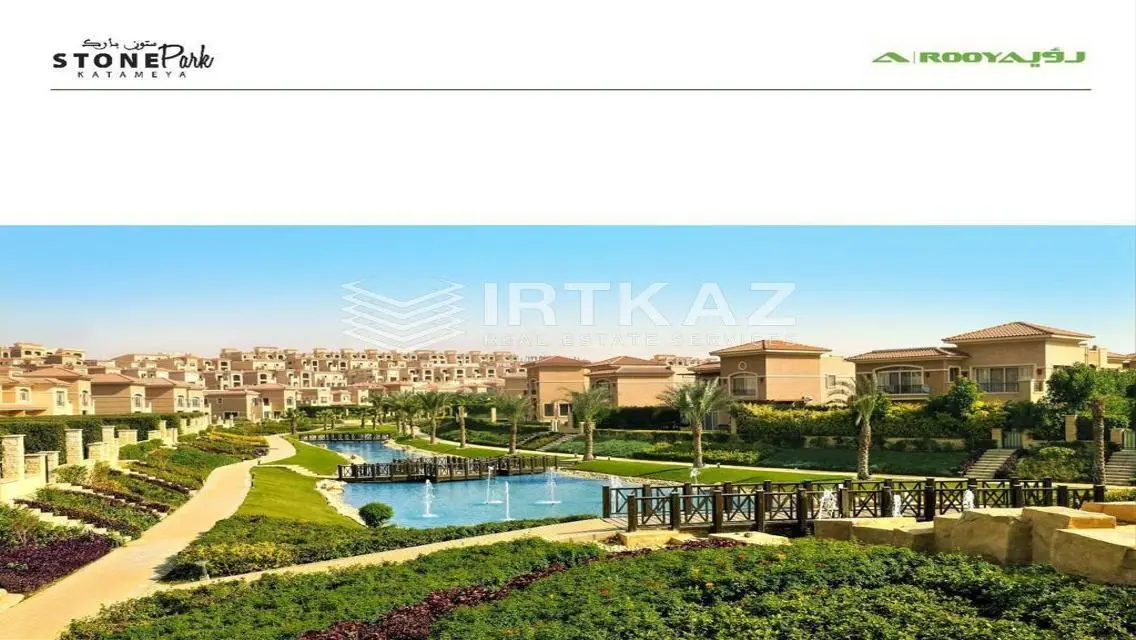 فيلا فاخرة للبيع بمساحة واسعة وبإطلالة على البحيرات