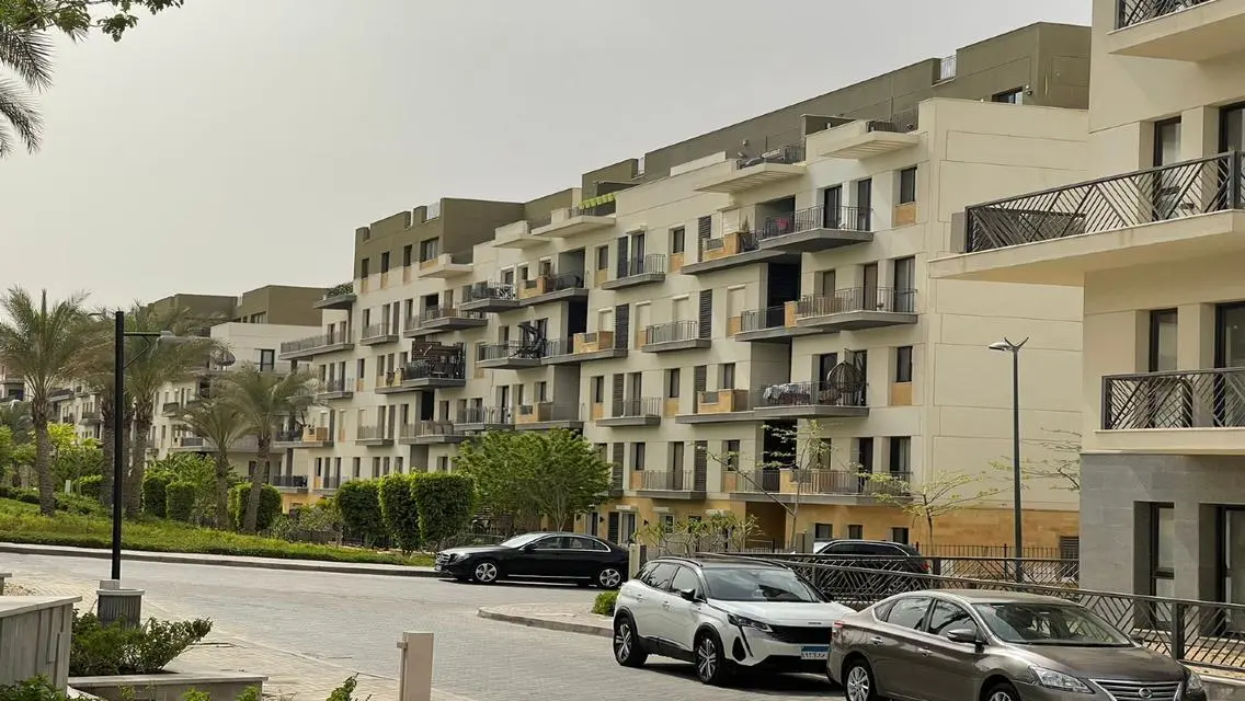 Luxury Apartment for Sale with Lake View