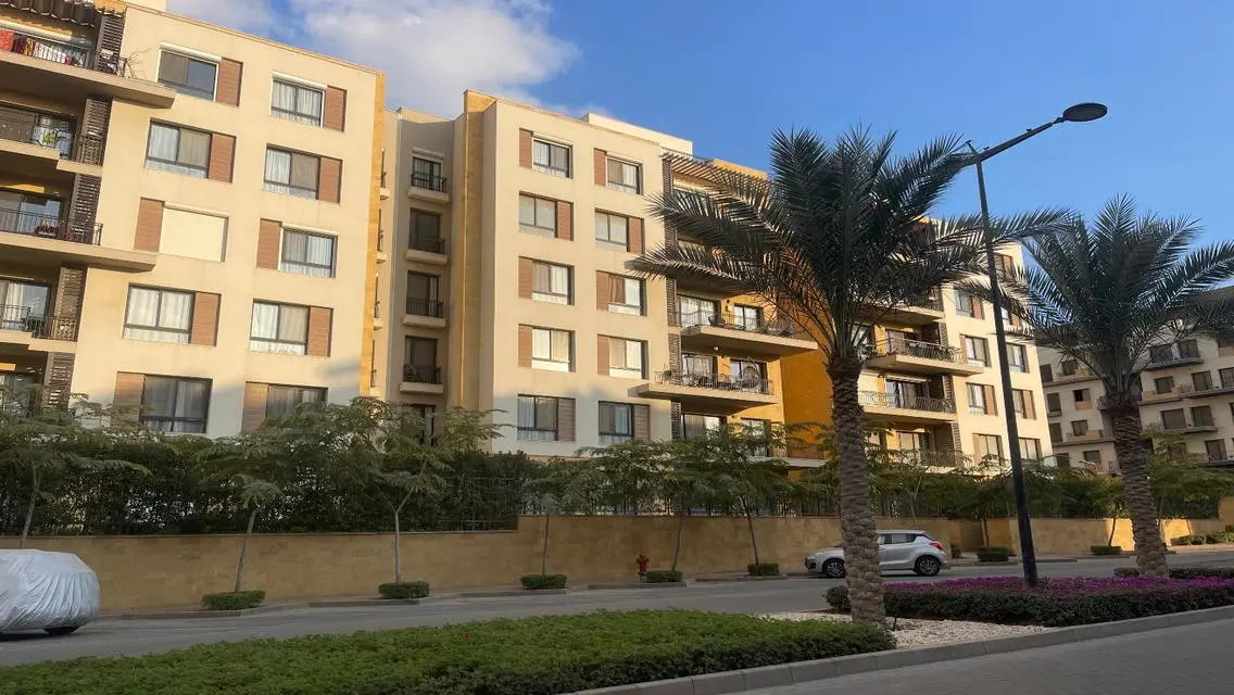 Luxury Apartment for Sale with Lake View