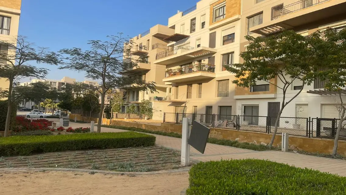 Luxury Apartment for Sale with Lake View