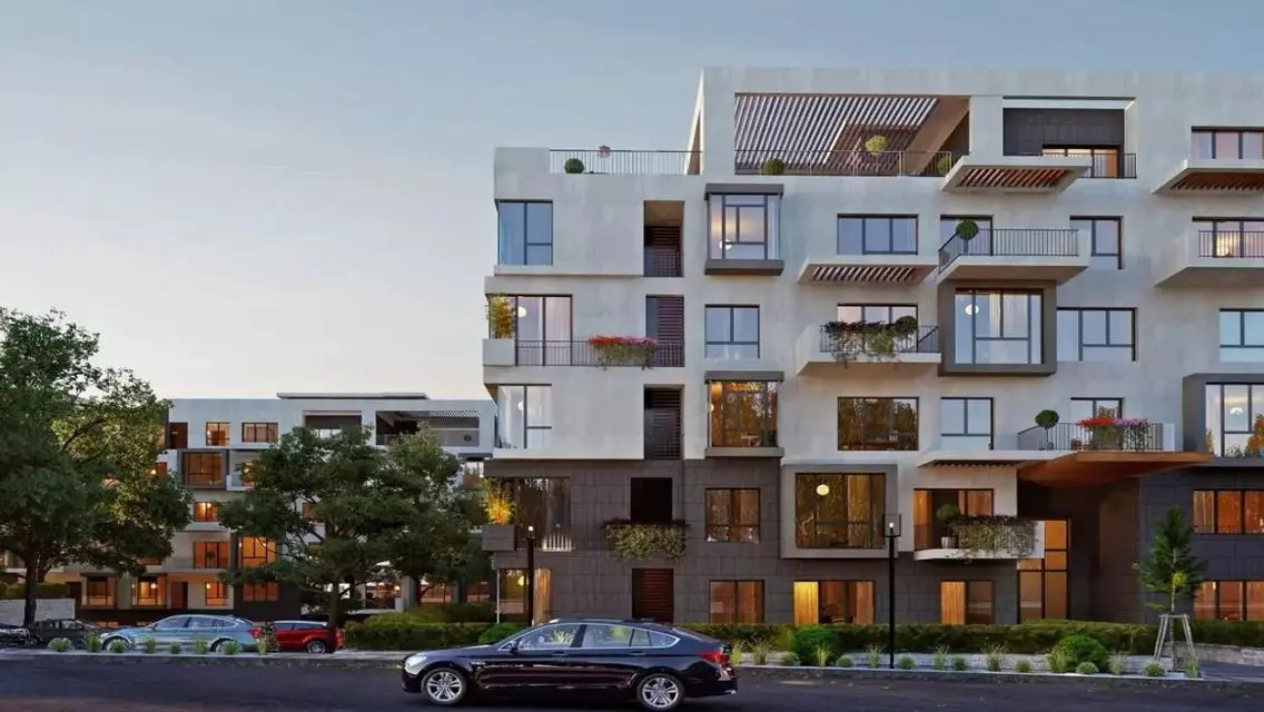 Luxury Apartment for Sale with Lake View