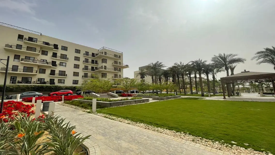 Luxury Apartment for Sale with Lake View
