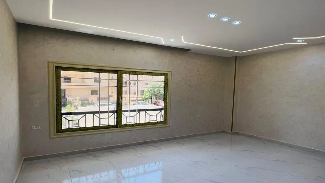 Luxury Apartment with Lake View for Sale