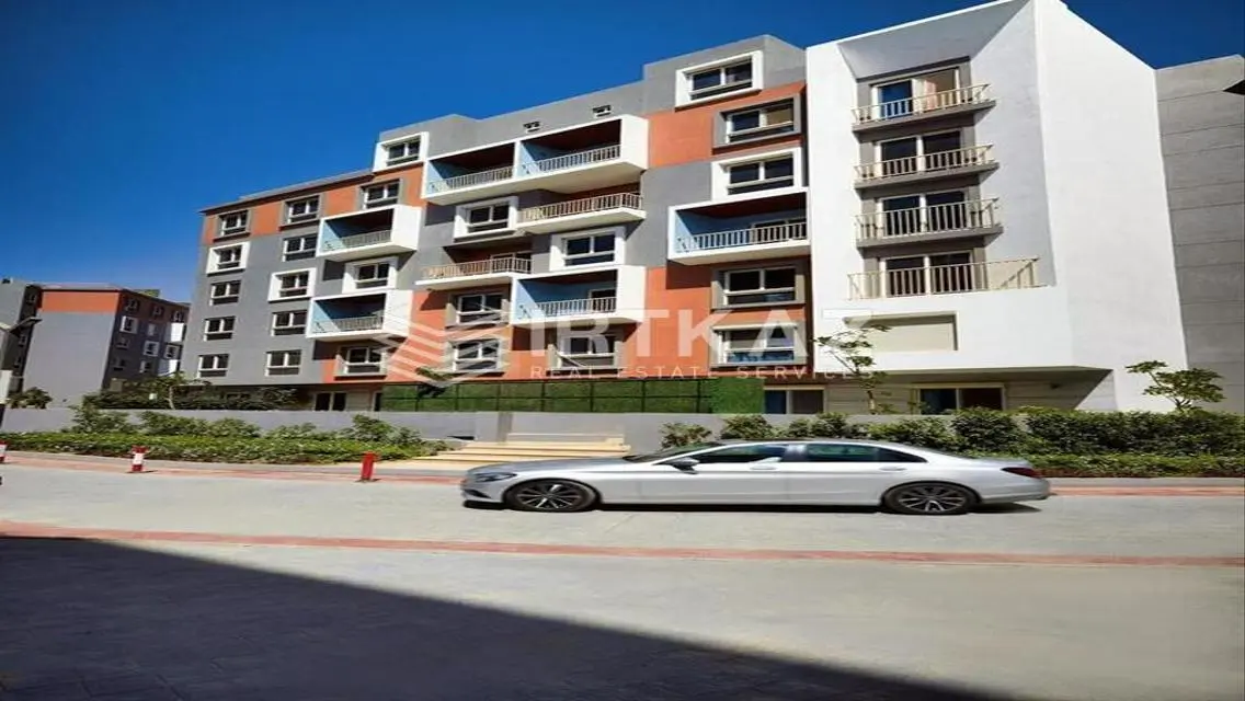 Luxury Villa with Lake View at an Attractive Price