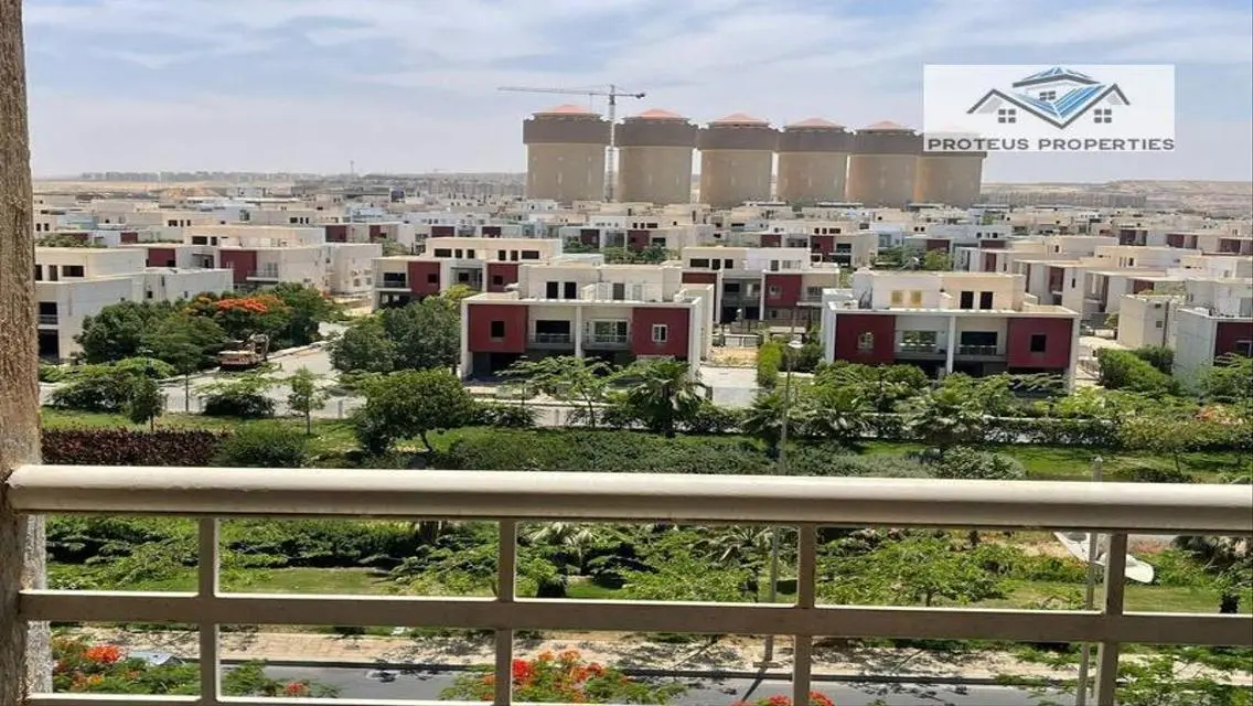 شقة فاخرة مع 3 غرف نوم في موقع متميز