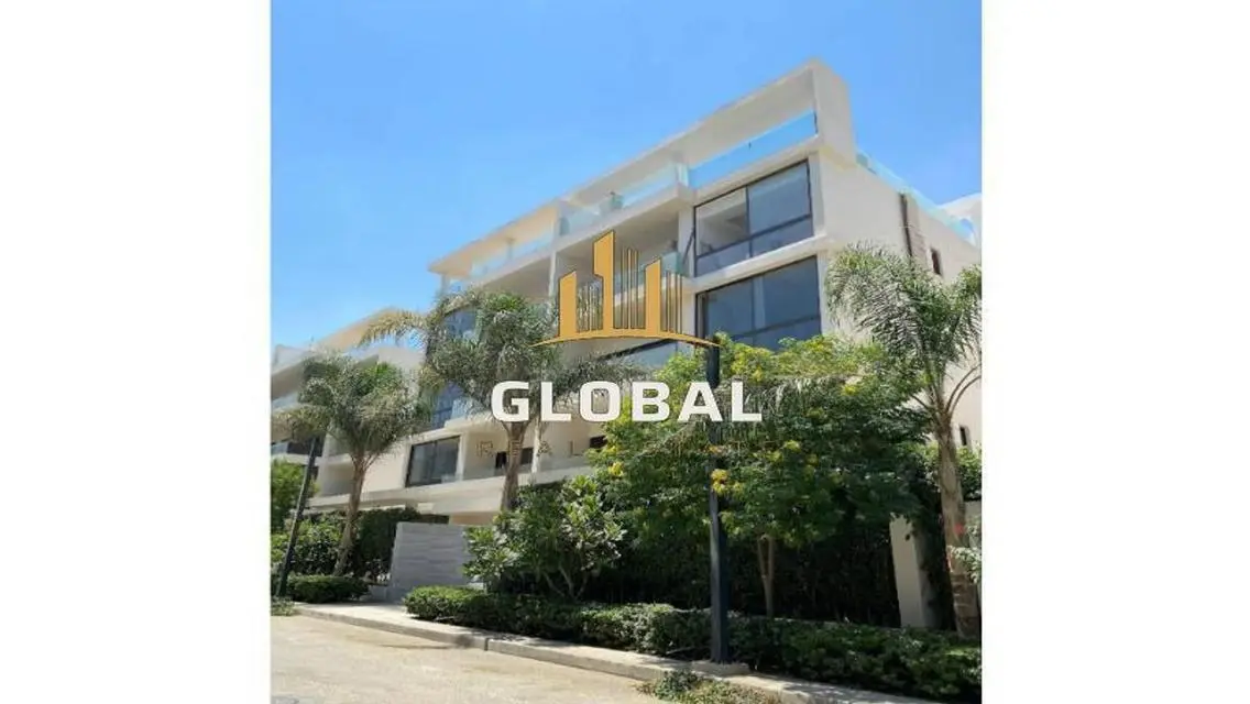 Luxury Apartment at Code Lake 19 with Private Garden and Pool