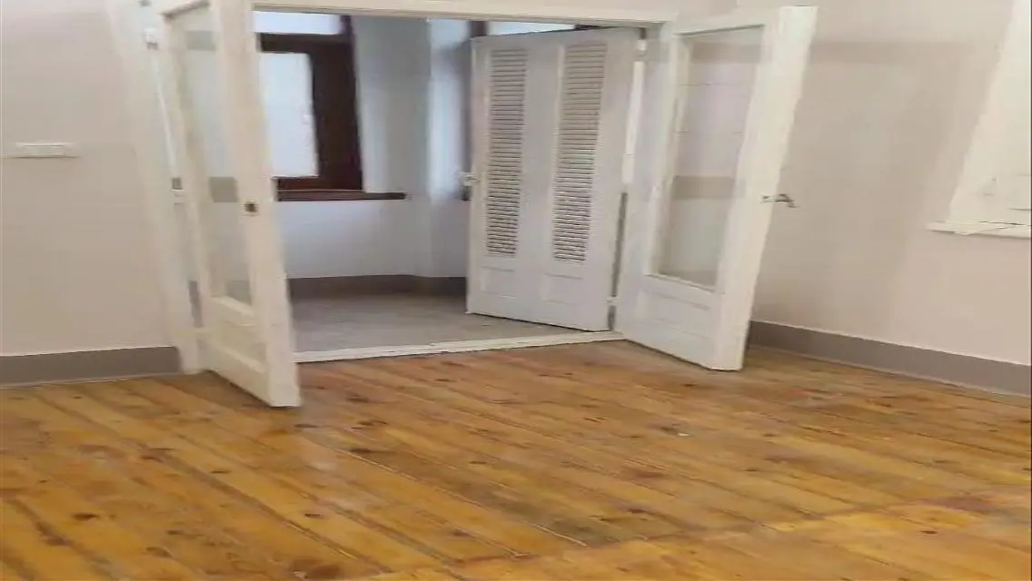 Luxury Apartment for Sale - 4 Rooms, 180 sqm