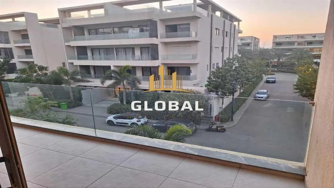 شقة للبيع في كود بحيرة، 3 غرف نوم بسعر مغري