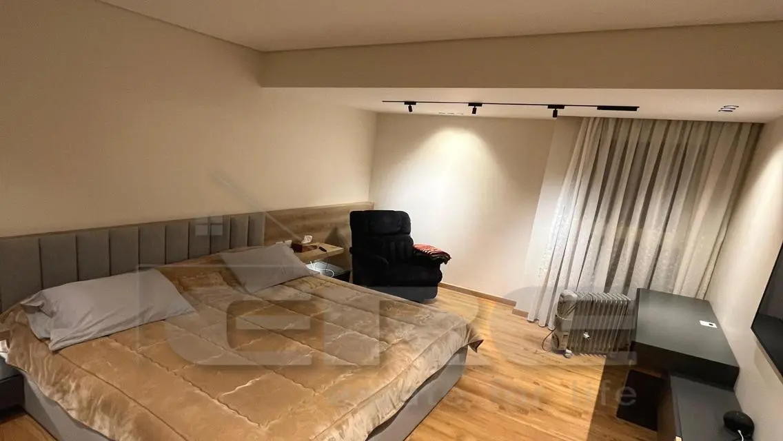 Luxurious Villa with Extensive Amenities for Sale