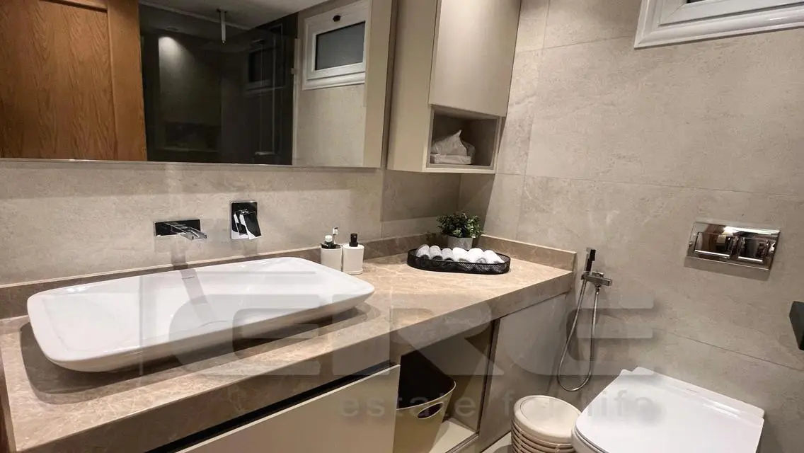 Luxurious Villa with Extensive Amenities for Sale