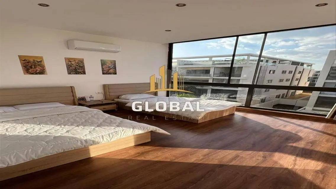 Luxury Apartment at Code Lake