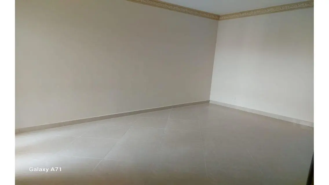 شقة فاخرة للإيجار في مدينة الشروق