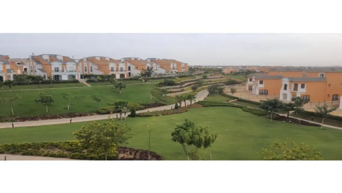 Luxurious Villa with 200 sqm and Premium Amenities