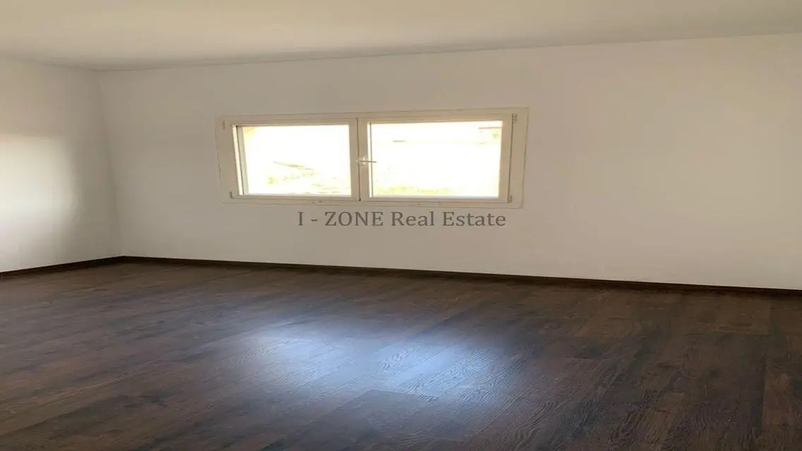 Stunning Apartment in I-ZONE with Ideal Space