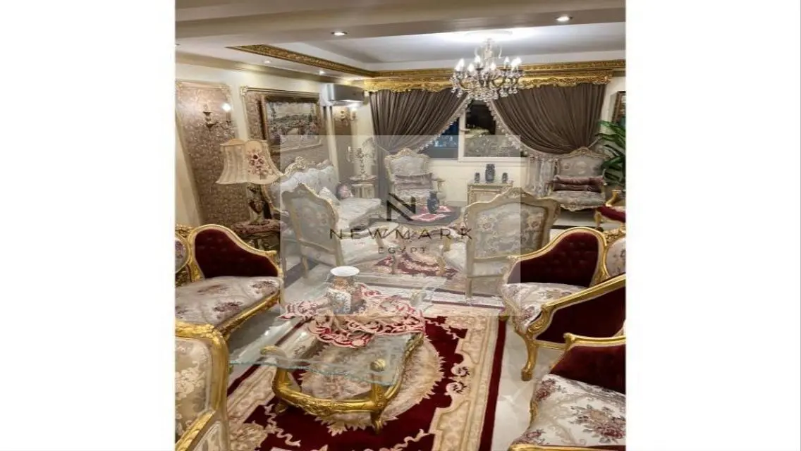 شقة فاخرة 4 غرف بسعر مغري في قلب المدينة