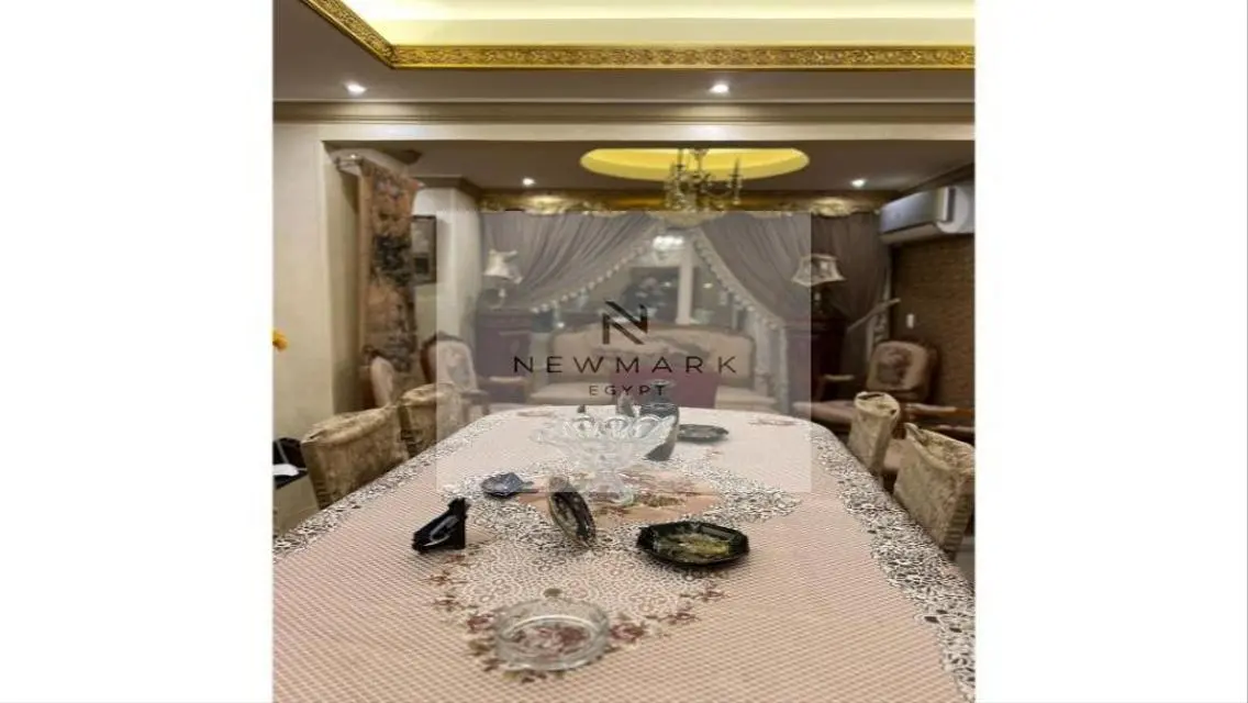 شقة فاخرة 4 غرف بسعر مغري في قلب المدينة