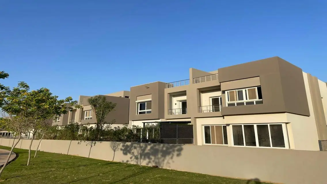 Luxurious Apartment with Spacious Layout and Premium Amenities