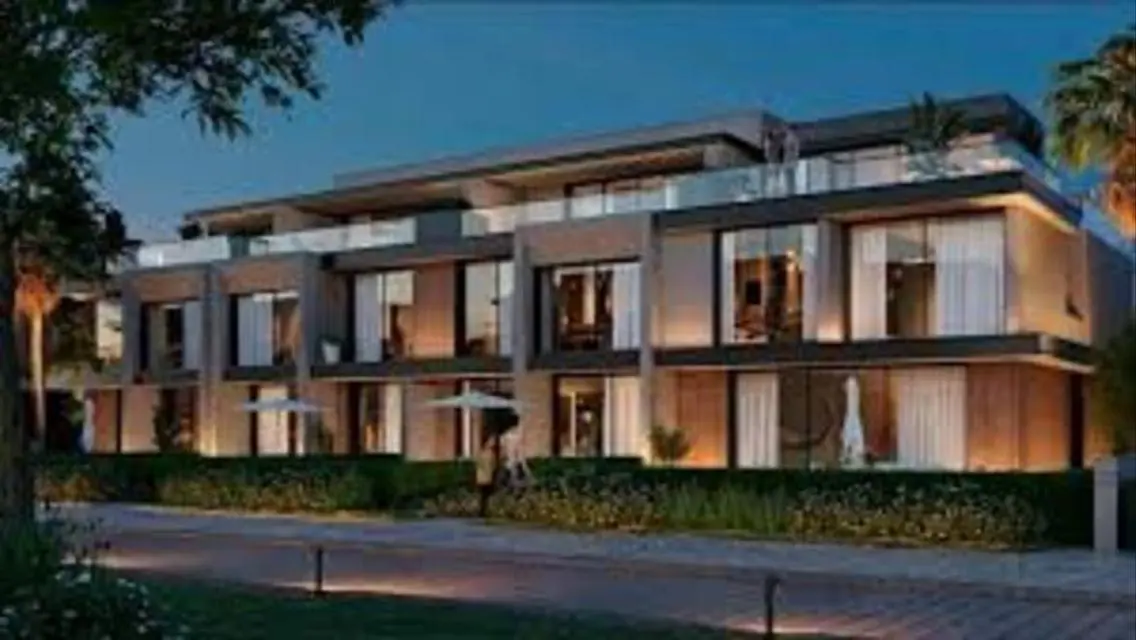 Luxury Residence in The Crown at an Attractive Price