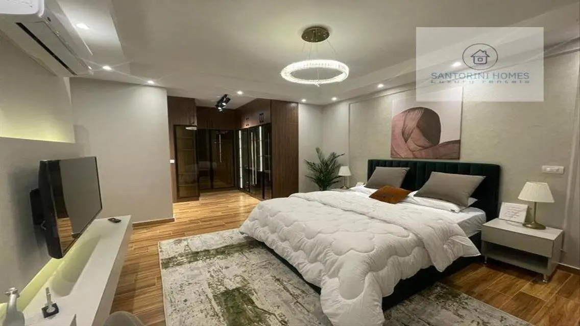 Luxury 3-Bedroom Apartment for Rent in Santorini