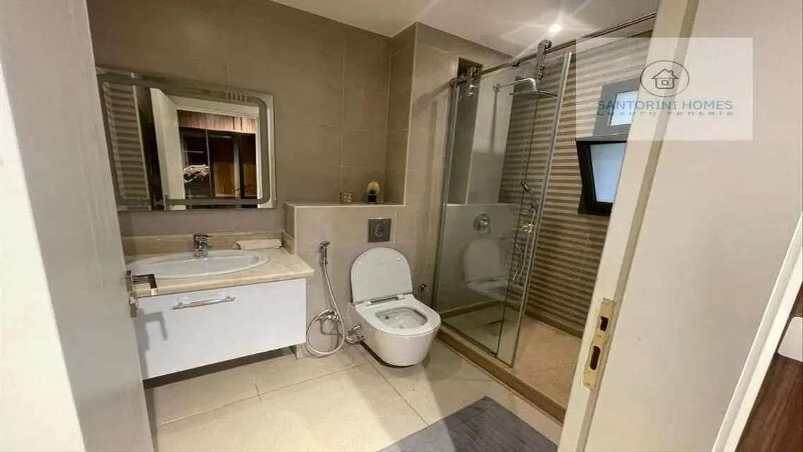 Luxury 3-Bedroom Apartment for Rent in Santorini