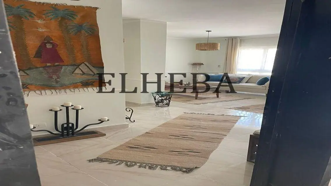 مساحة تجارية في مركز تسوق مفتوح - B12