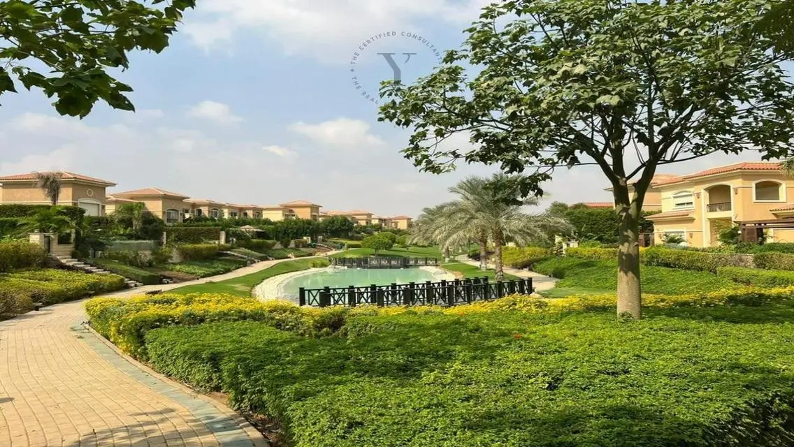 Luxury Villa for Sale Near Lakes