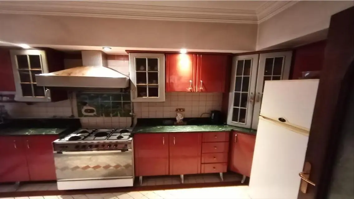 Luxury Apartment for Sale - 220 Square Meters