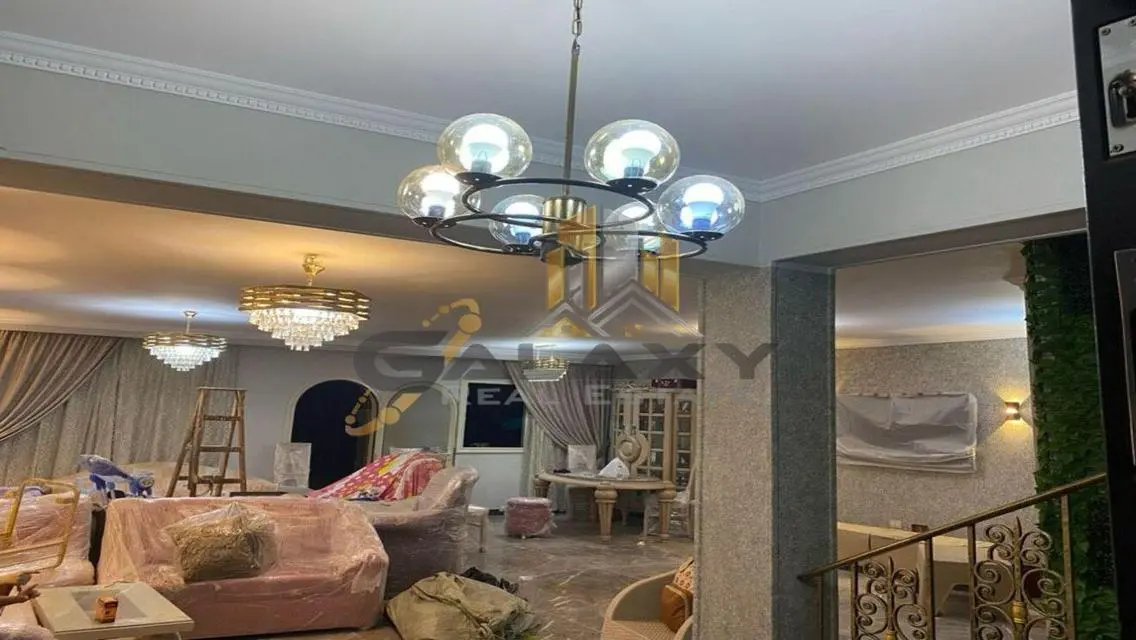 Luxurious Villa for Sale - Exceptional Space Awaits!