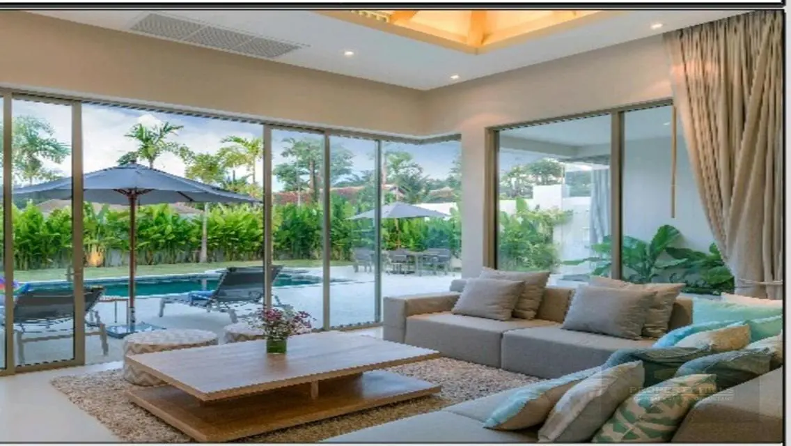Luxury Apartment with Private Garden and Pool