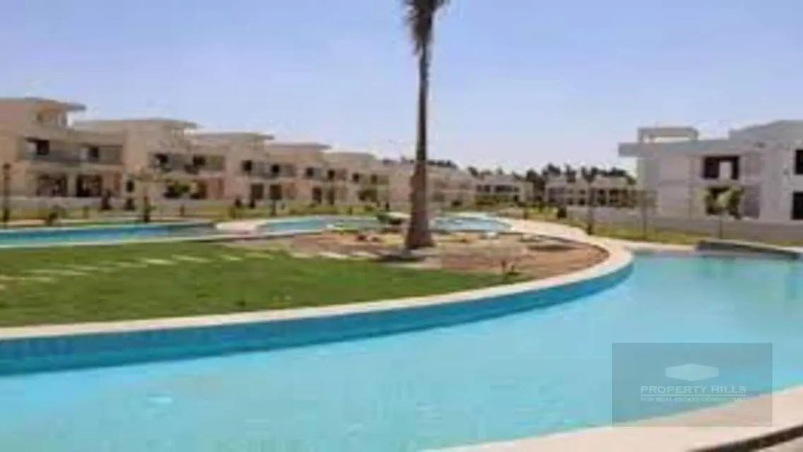Luxury Apartment with Private Garden and Pool