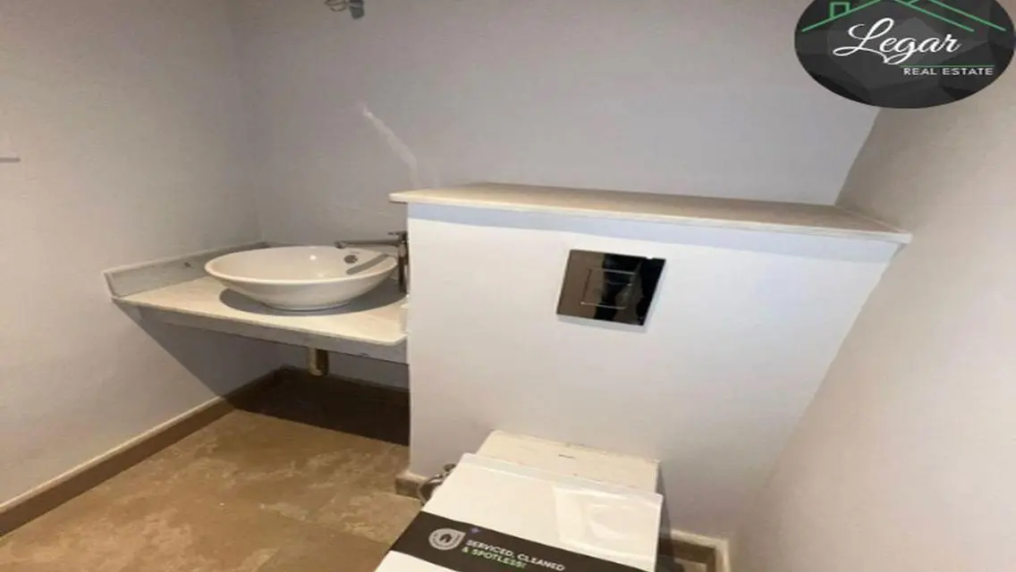 Luxury Apartment in Zed 10 at an Attractive Price
