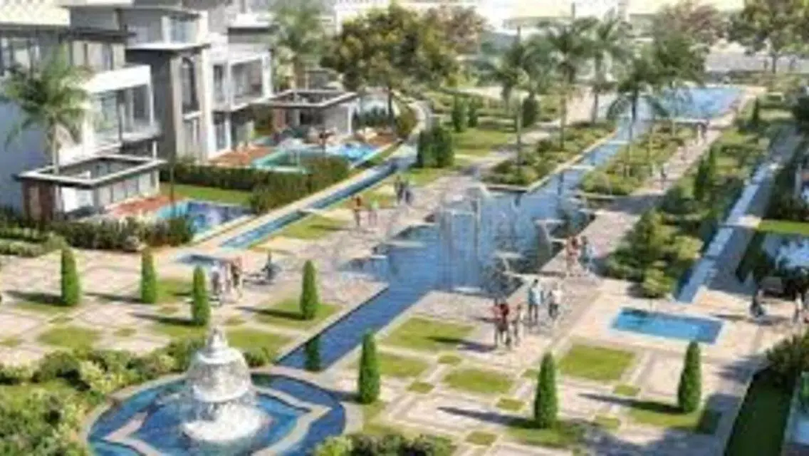 Luxury Apartment with Garden and Pool