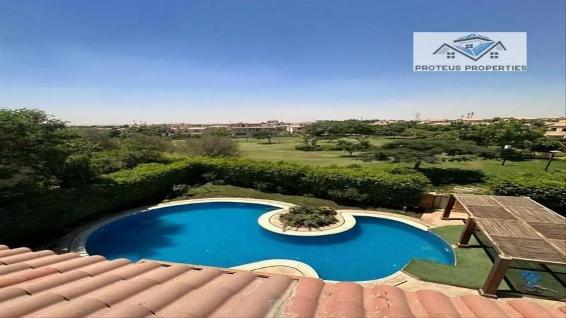 Luxury Villa for Sale with 750 Square Meters in the Heart of the City